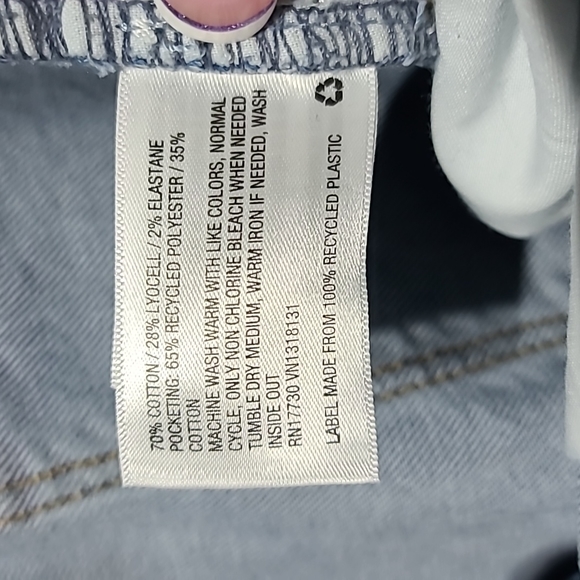 Universal Thread high rise slim straight jeans - Picture 9 of 9